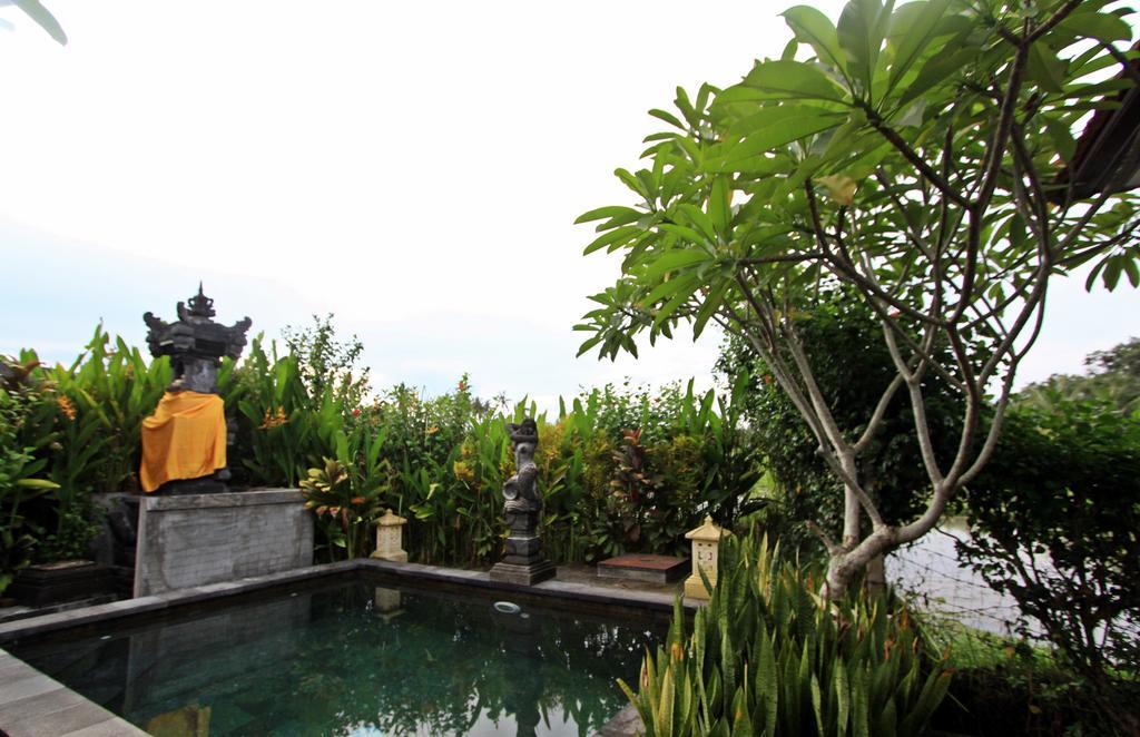 Graha Rusni Vila Ubud Exterior foto