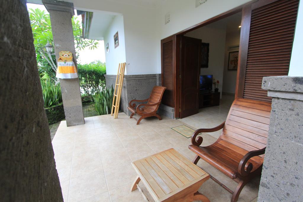 Graha Rusni Vila Ubud Exterior foto