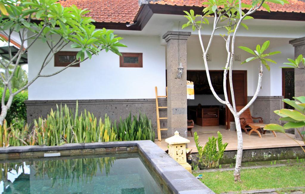Graha Rusni Vila Ubud Exterior foto